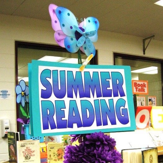 summer reading sign in franklin township library